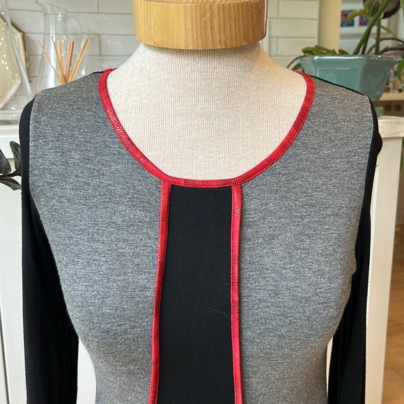 NWT Patrizia Luca shaped jersey knit tunic length handkerchief hem top - Picture 2 of 10